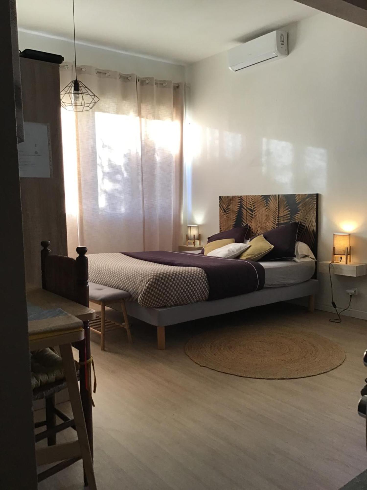 Studio Cosy Avec Piscine Dans Une Villa Saint-Denis Exterior foto